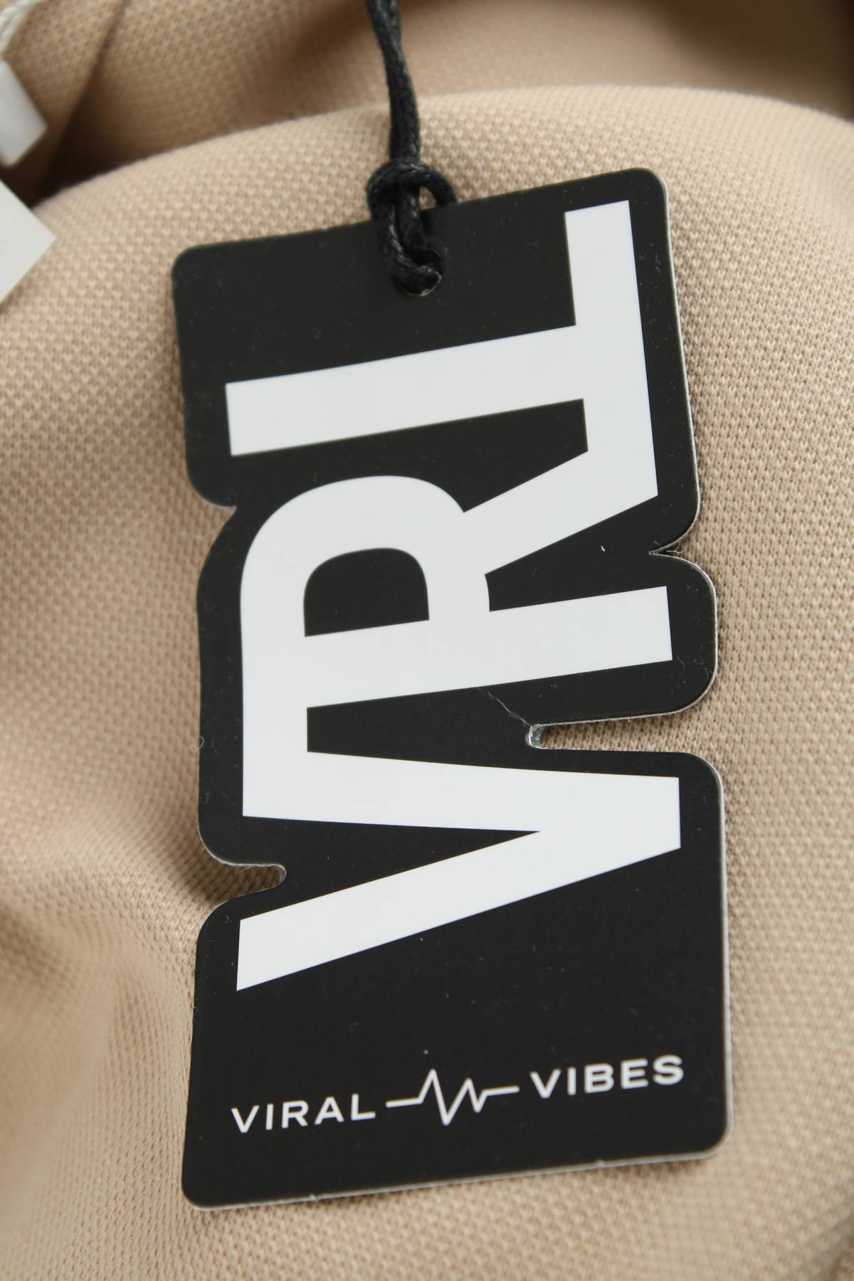 Мъжки къс панталон Viral Vibes3