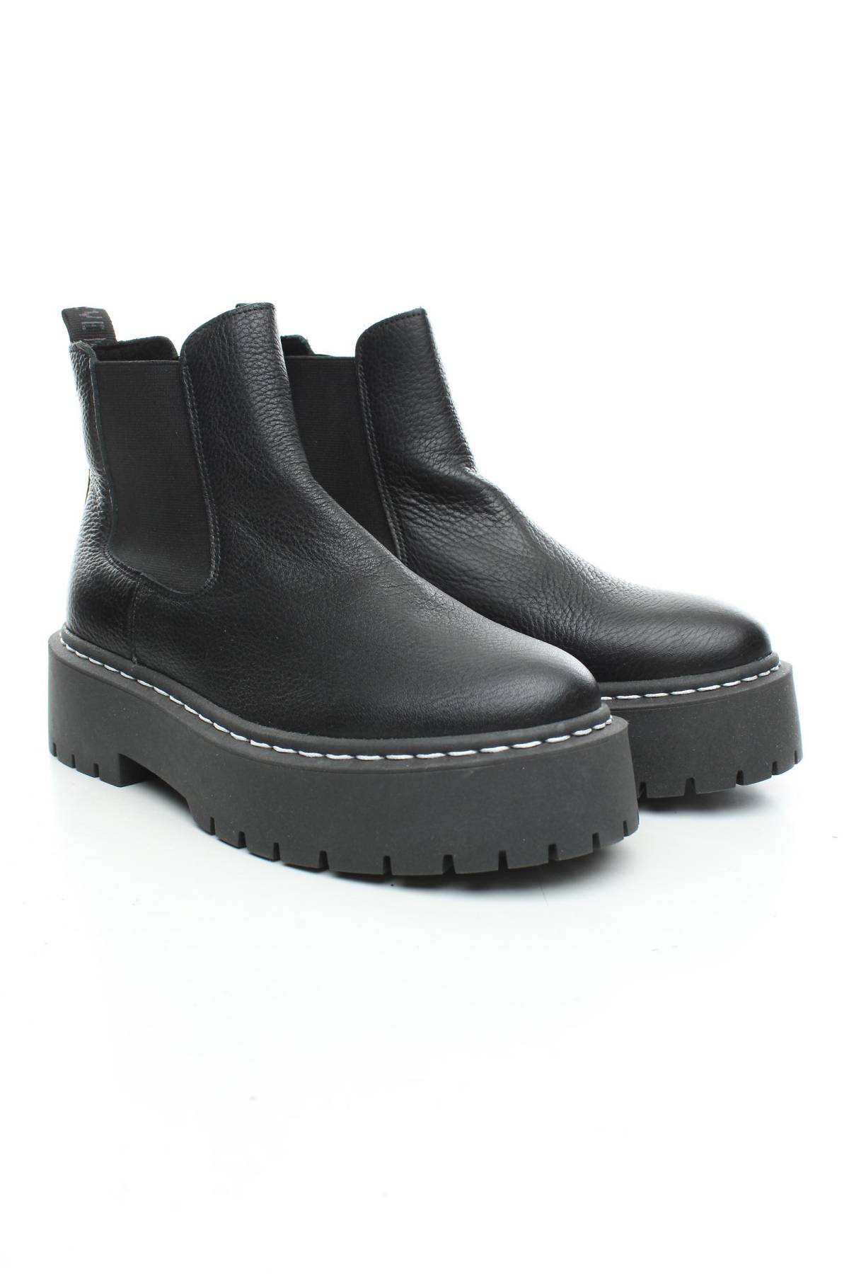 Дамски боти Steve Madden3