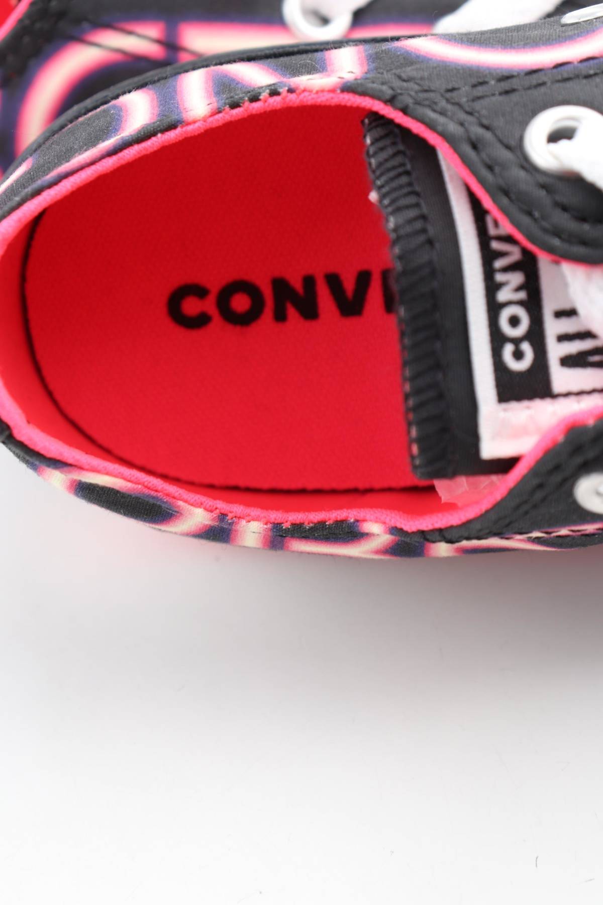 Детски кецове Converse5 - Contour.bg Детски кецове Converse5