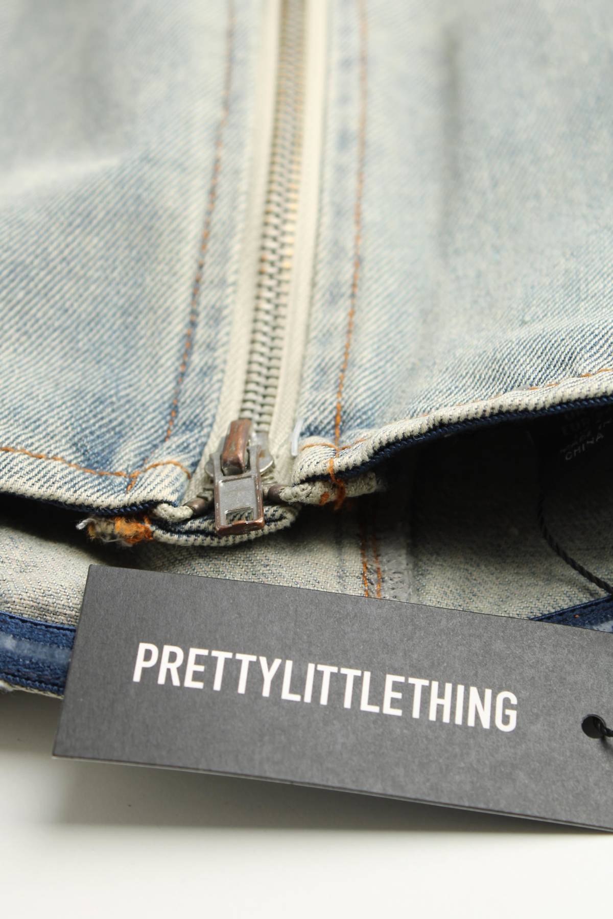 Дамски потник Pretty Little Thing3 - Contour.bg Дамски потник Pretty Little Thing3