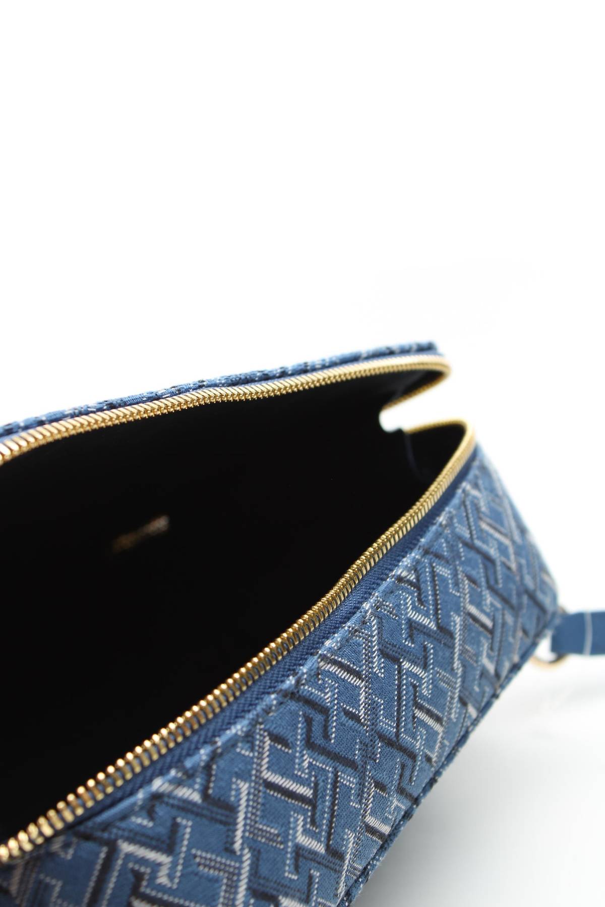 Τσάντα Tommy Hilfiger3 - Contourshop.gr Τσάντα Tommy Hilfiger3