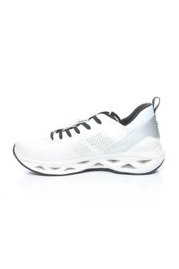 Αθλητικά παπούτσια Steve Madden2