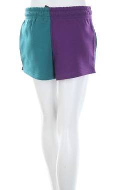 Γυναικείο σορτσάκι The North Face2