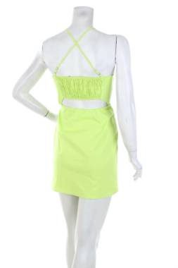 Φορέματα Bershka2