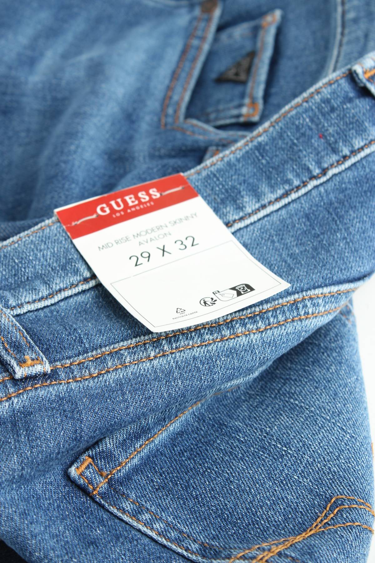 Мъжки дънки Guess3