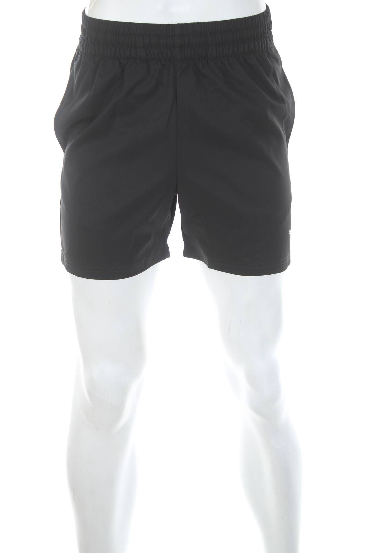 Ανδρικό αθλητικό σορτς Puma1