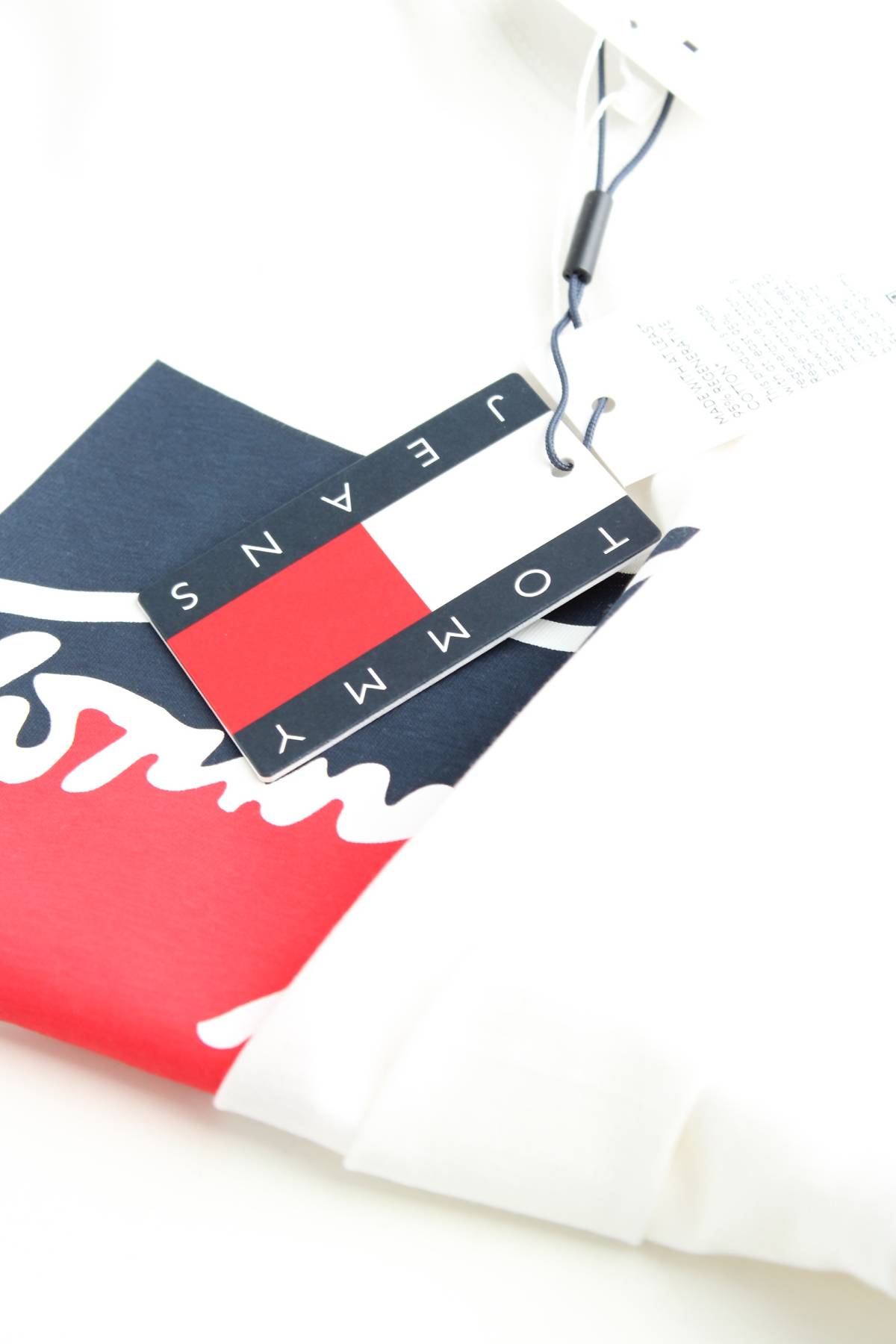 Мъжка тениска Tommy Jeans3