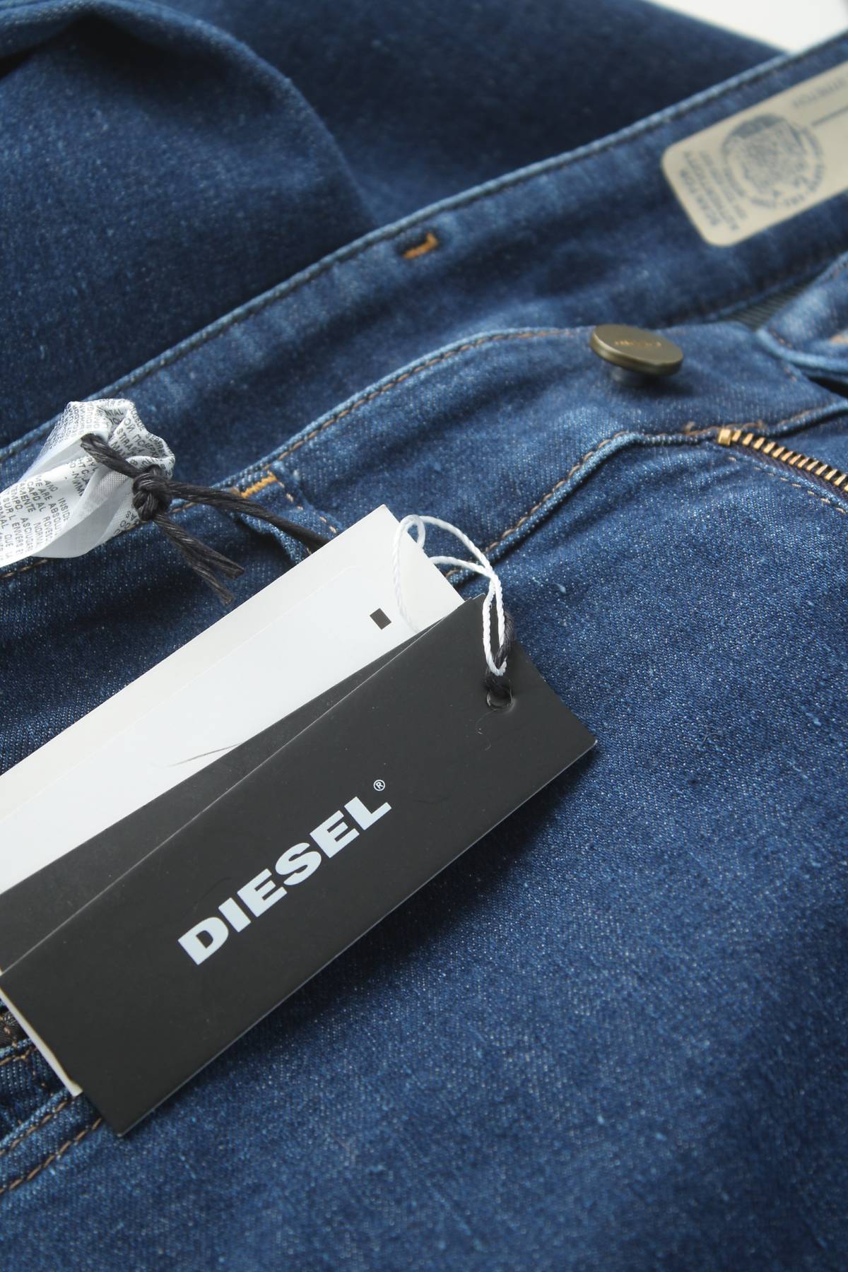 Γυναικεία τζιν Diesel3