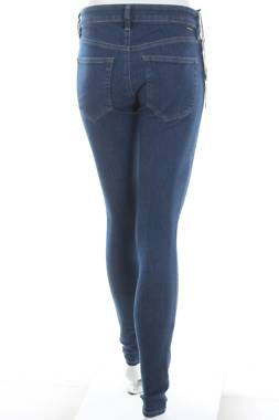 Γυναικεία τζιν Diesel2