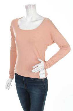 Дамска пижама Calvin Klein1