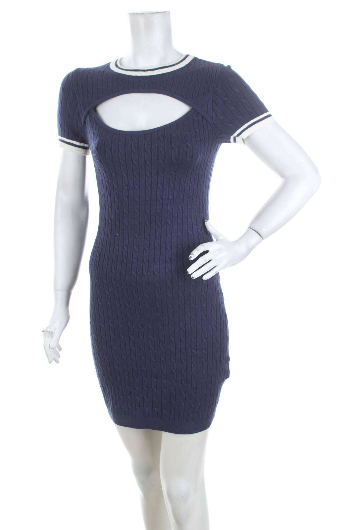 Φορέματα Guess1