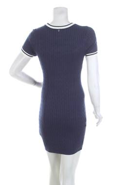 Φορέματα Guess2