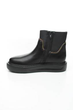 Γυναικεία μποτάκια Liu Jo2 - Contourshop.gr Γυναικεία μποτάκια Liu Jo2
