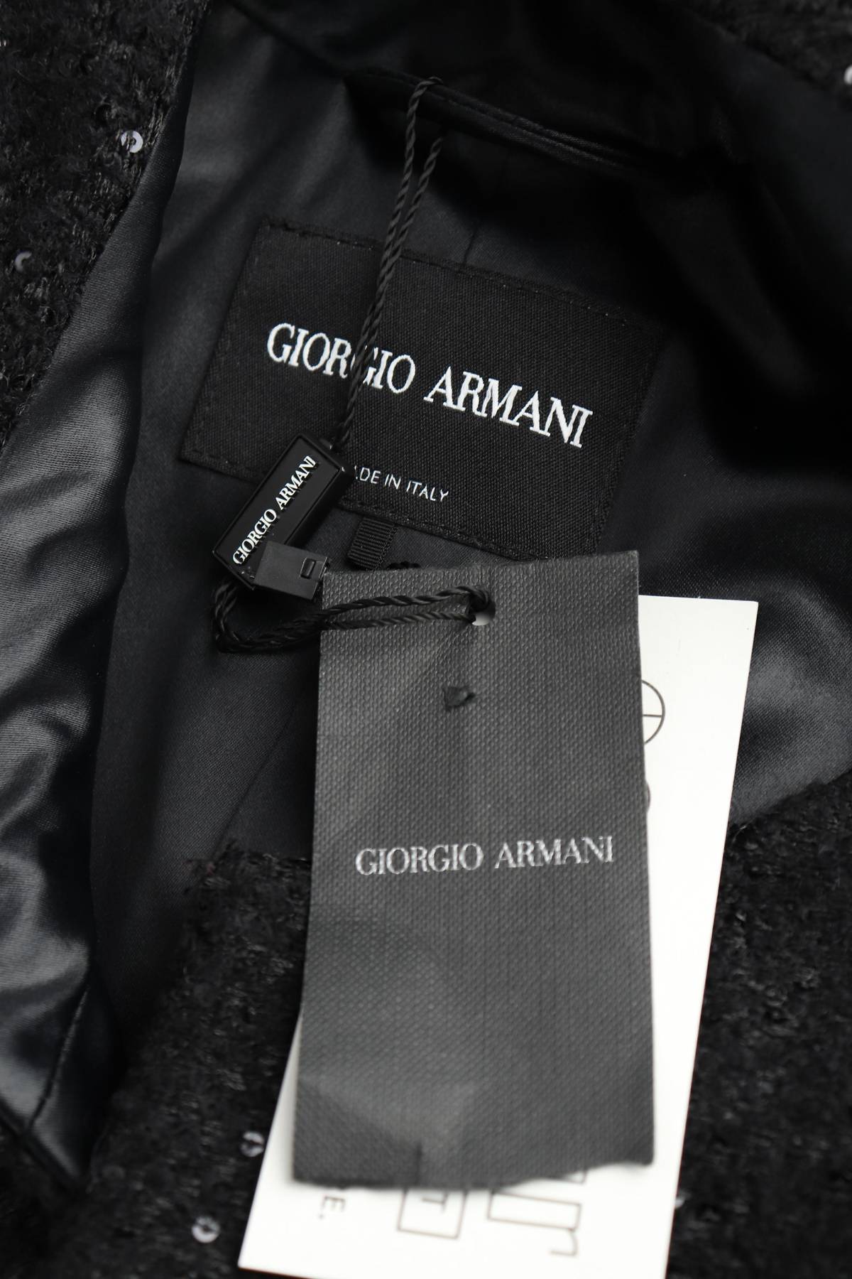 Дамско палто Giorgio Armani4