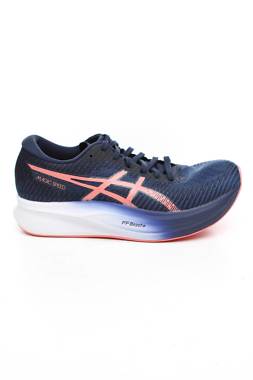 Маратонки Asics1