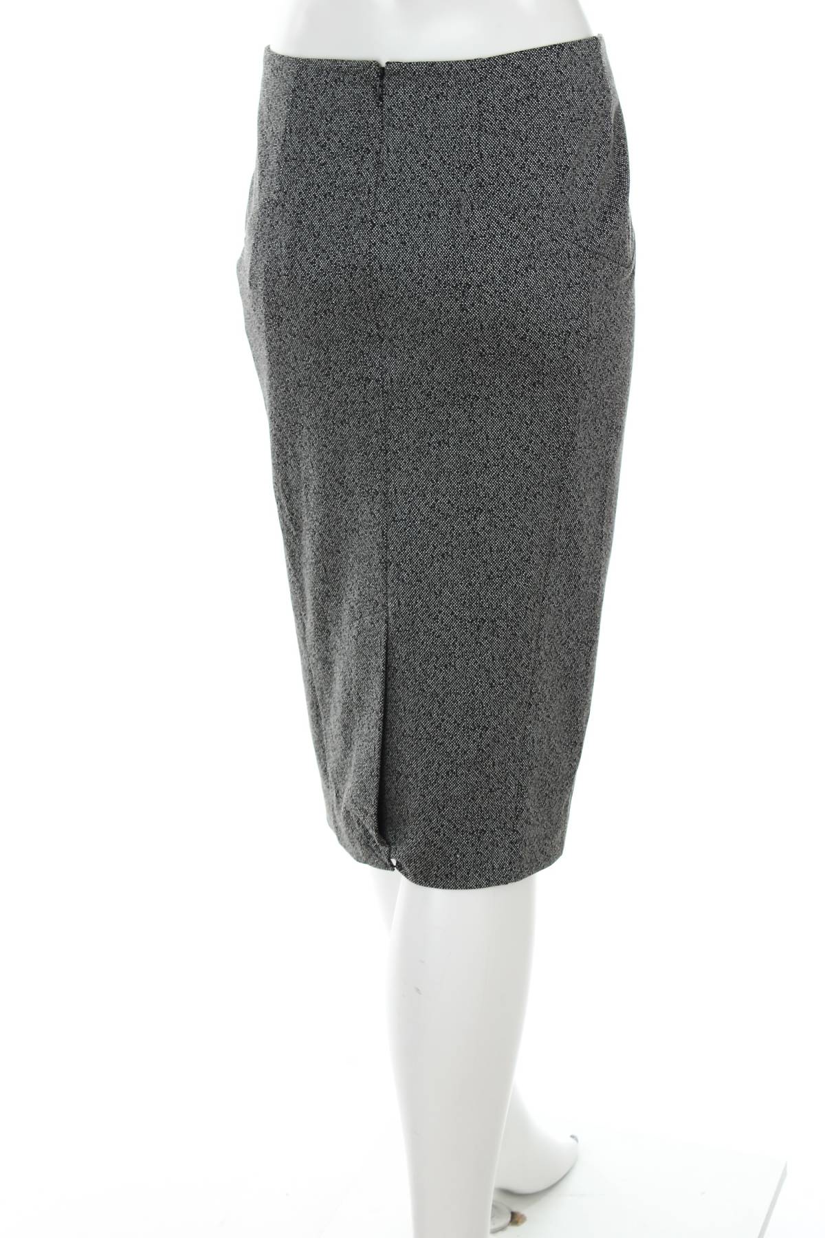 Пола Burton of London2