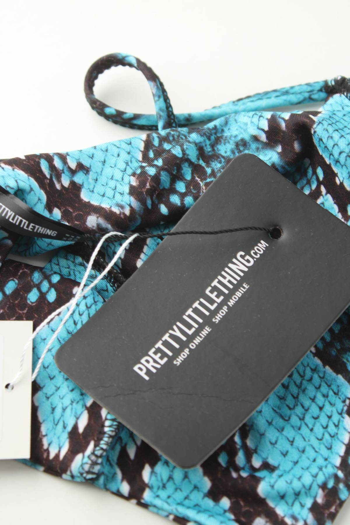 Μαγιό πάνω τμήμα Pretty Little Thing3