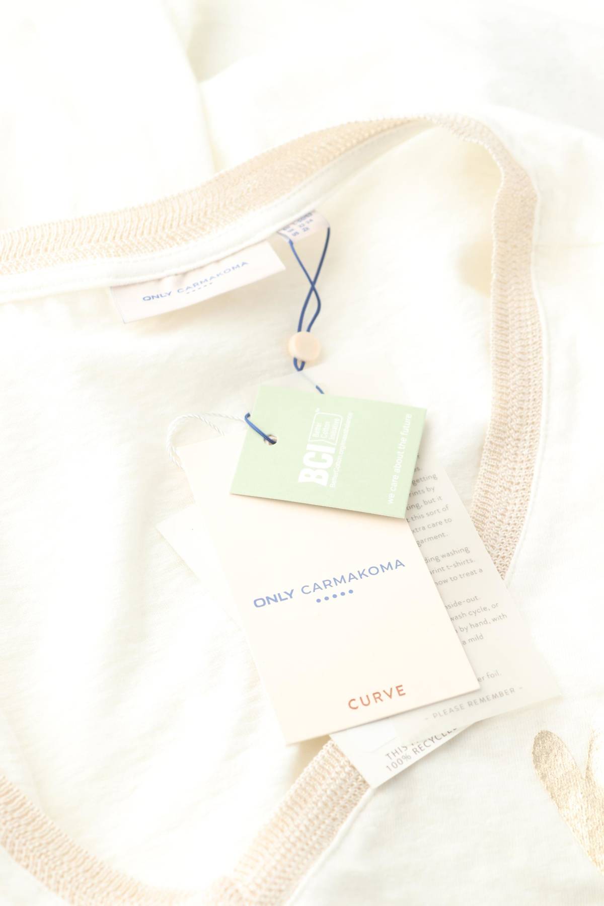 Γυναικείο t-shirt Only Carmakoma3 - Contourshop.gr Γυναικείο t-shirt Only Carmakoma3