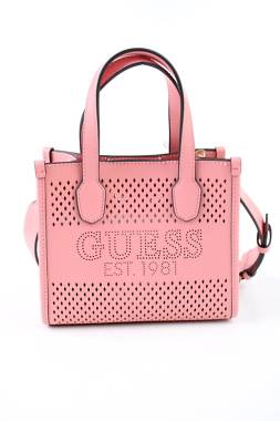 Дамска кожена чанта Guess1