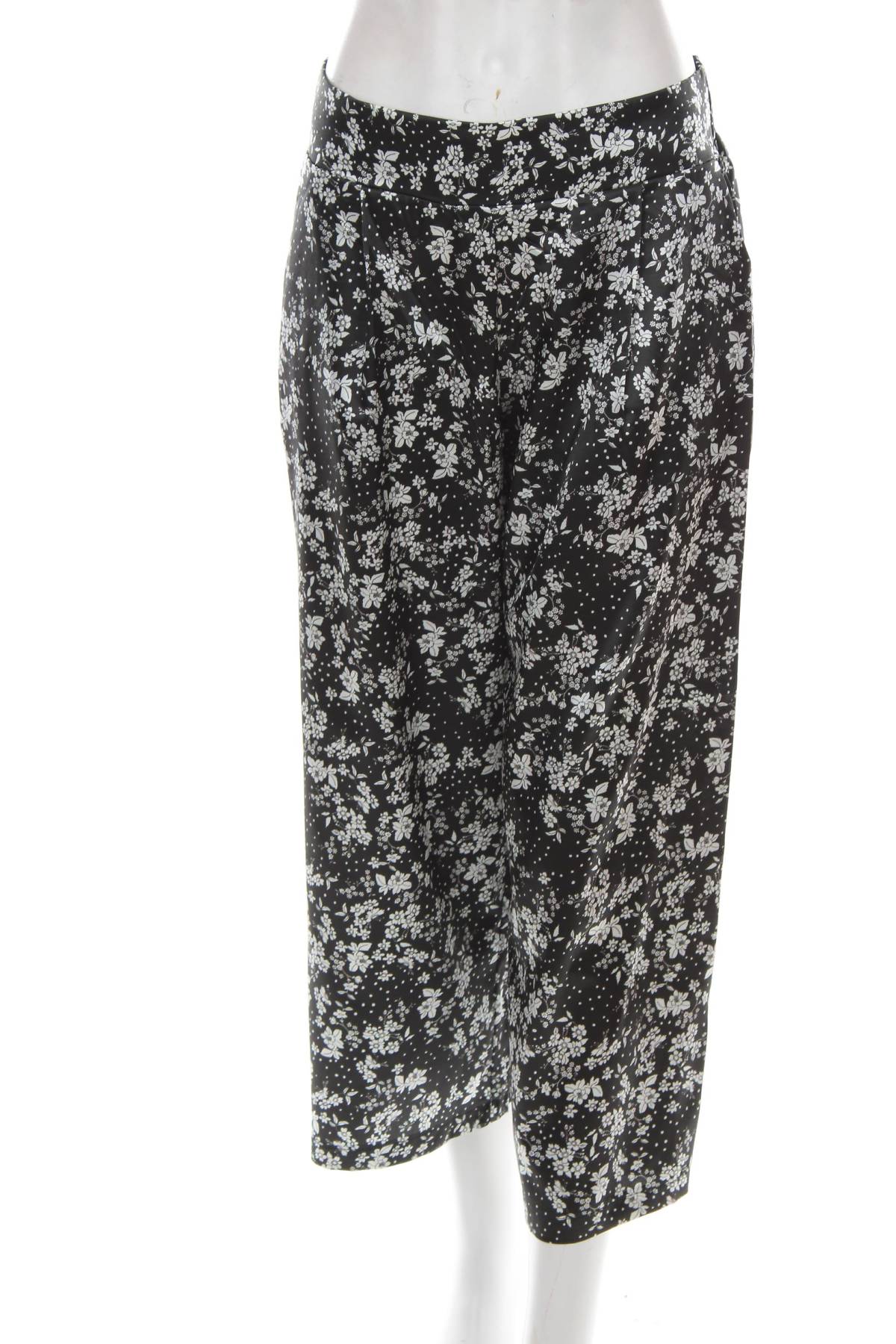 Дамски панталон Rinascimento1