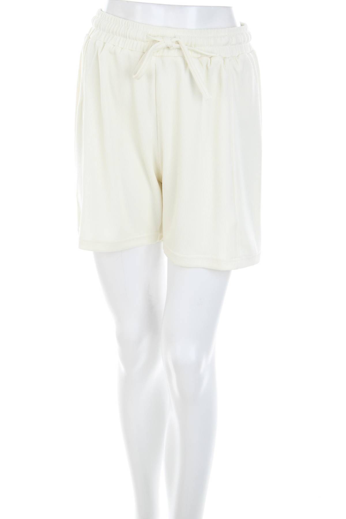 Дамски къс панталон VAI211