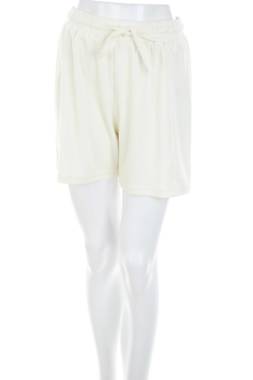 Дамски къс панталон VAI211