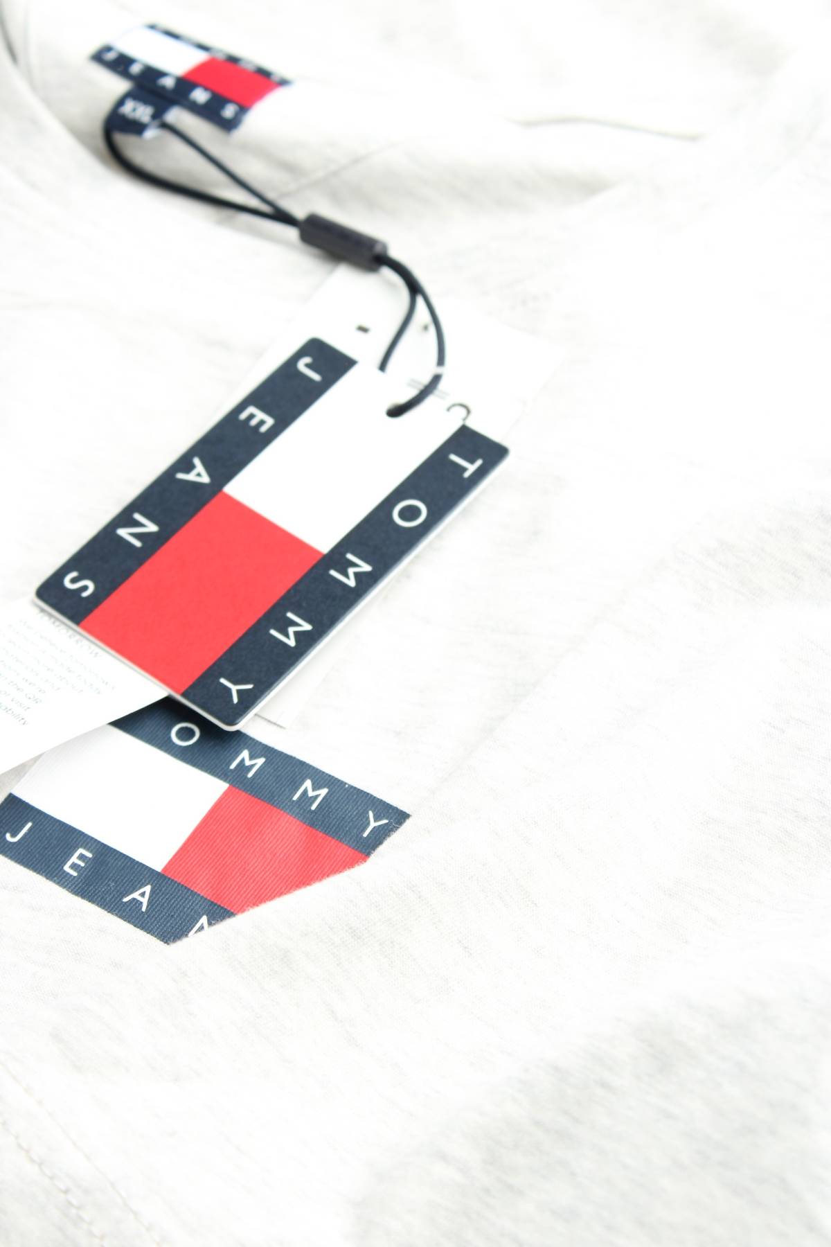 Мъжка тениска Tommy Jeans3