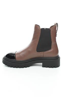 Дамски боти Steve Madden2