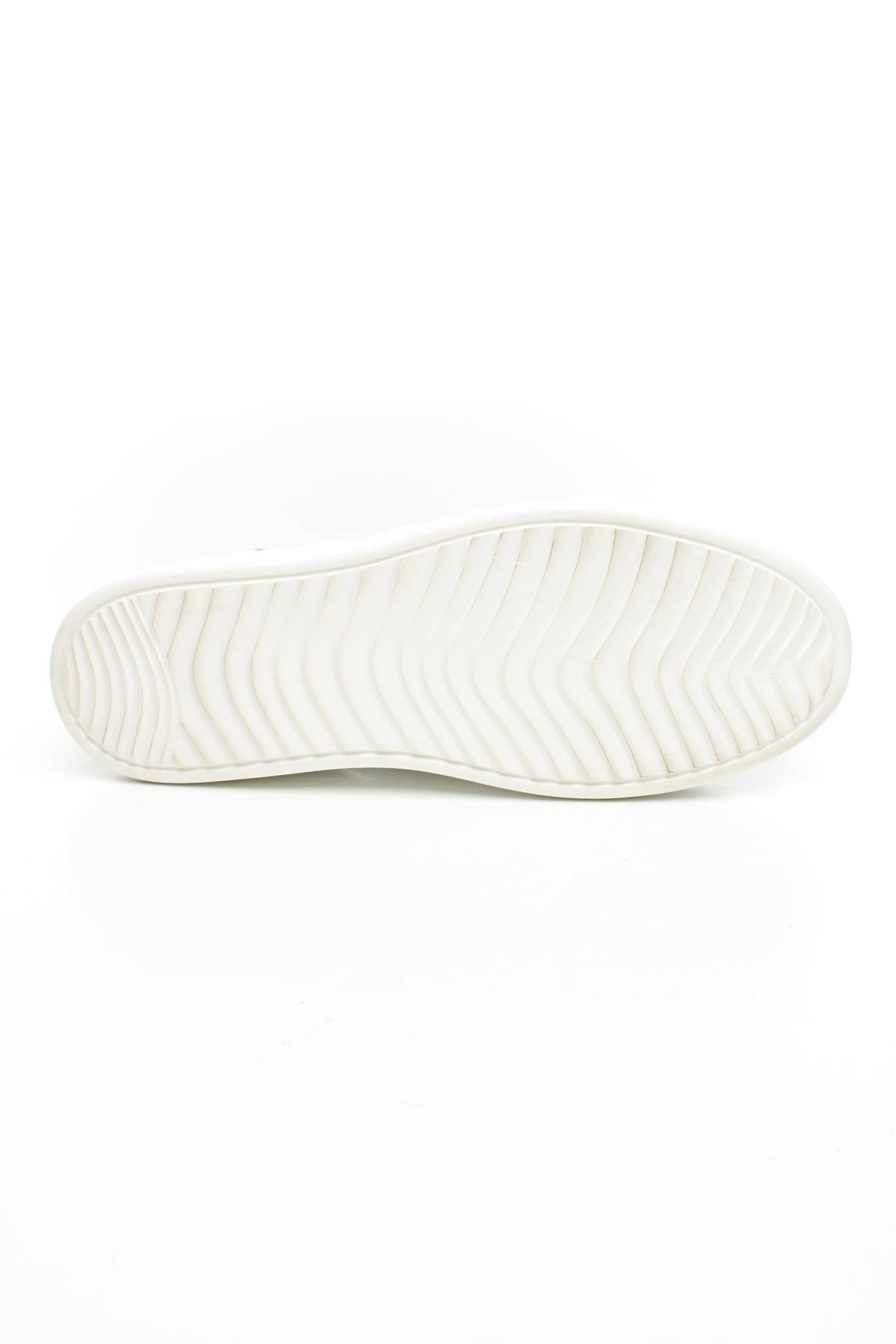 Sneakers Avenue4