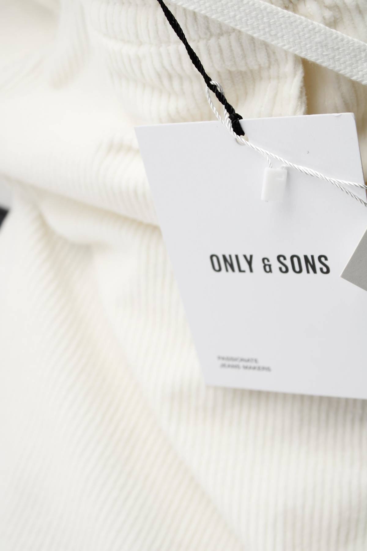 Ανδρικό σορτσάκι Only & Sons3