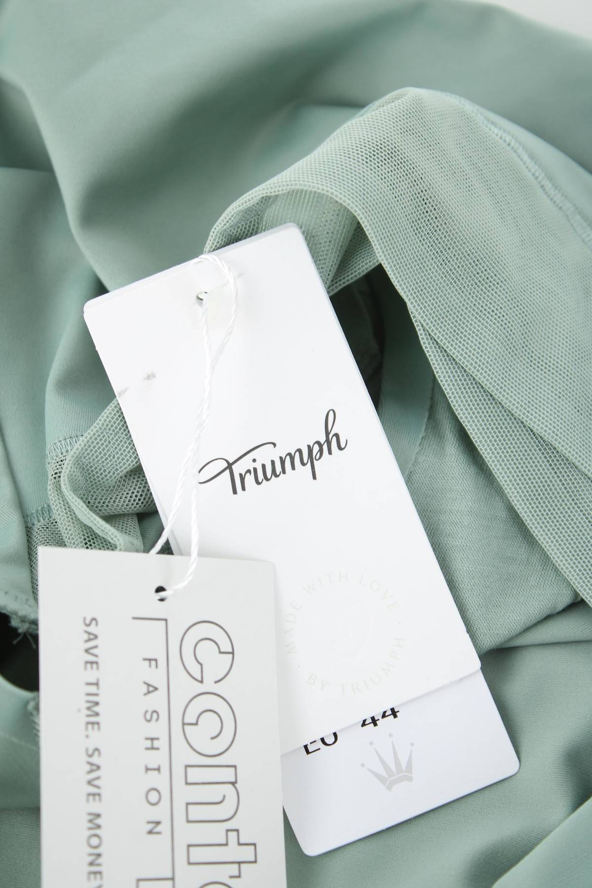 Стягащо бельо Triumph3