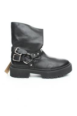 Дамски боти Steve Madden1