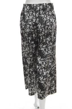 Дамски панталон Rinascimento2