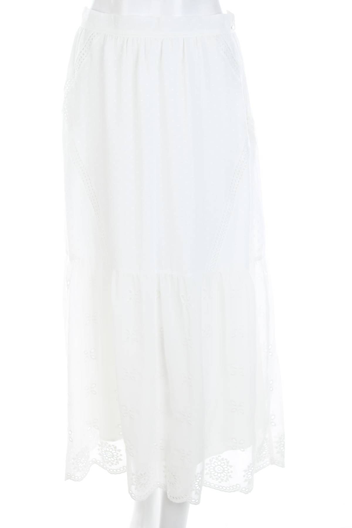 Пола Ikks Women1