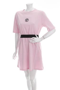 Рокля Karl Lagerfeld1