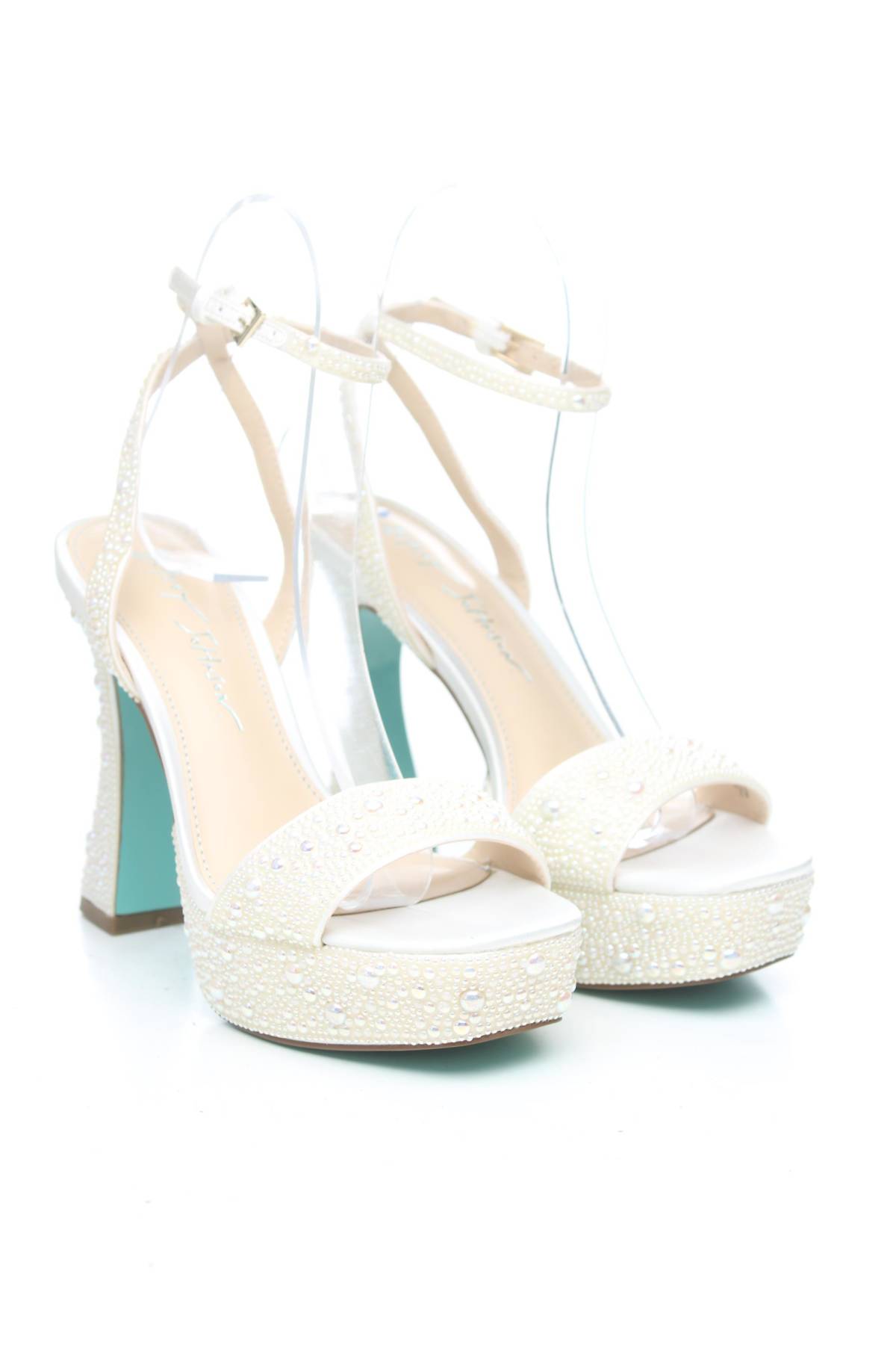 Σανδάλια Betsey Johnson3