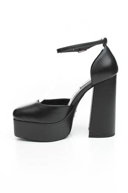 Σανδάλια Steve Madden2 - Contourshop.gr Σανδάλια Steve Madden2