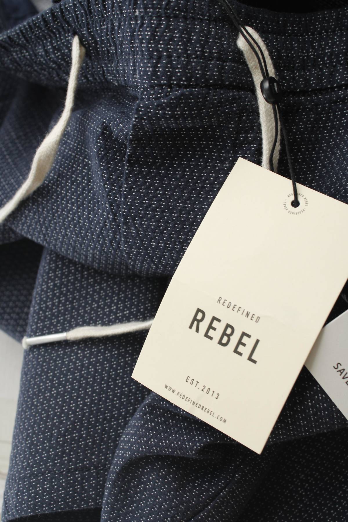 Мъжки къс панталон Redefined Rebel3 - Contour.bg Мъжки къс панталон Redefined Rebel3