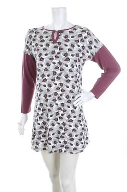 Дамска нощница Beldona1 - Contour.bg Дамска нощница Beldona1