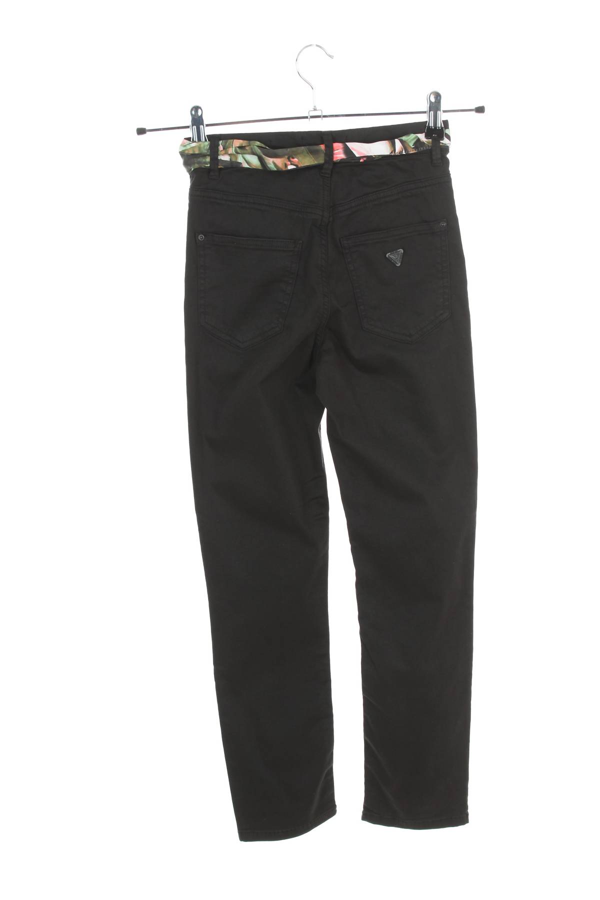 Дамски панталон Guess2