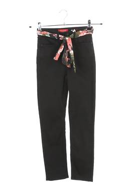 Дамски панталон Guess1