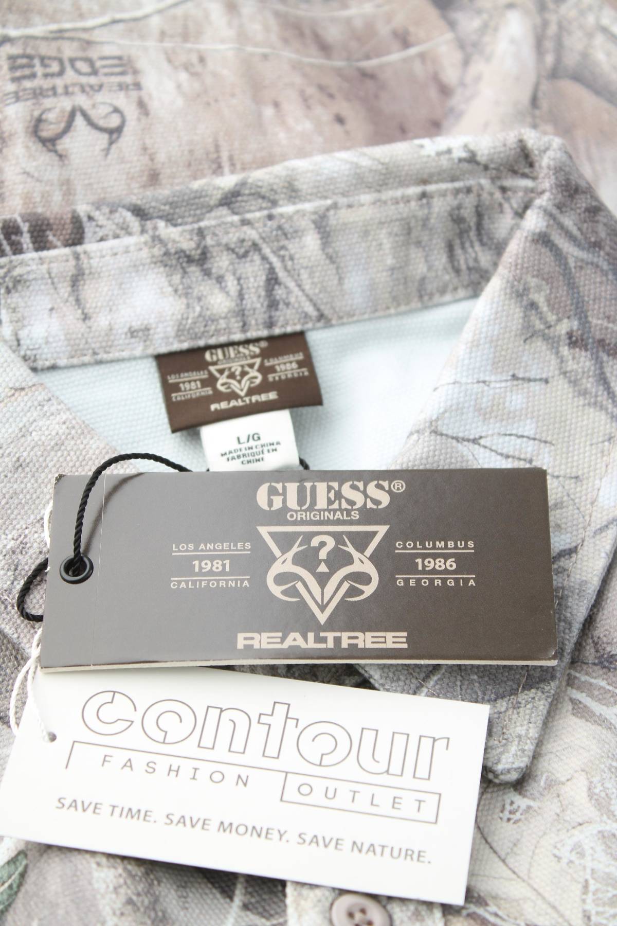 Мъжко яке Guess4