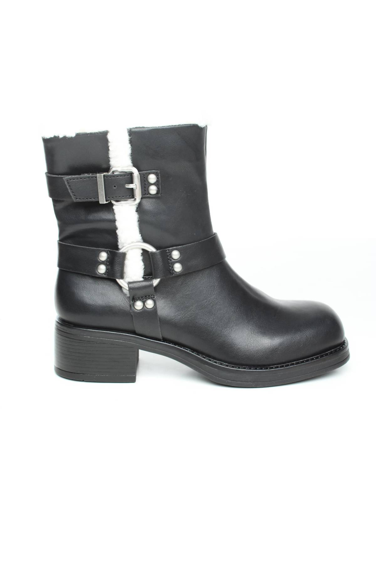 Γυναικεία μποτάκια New Look1