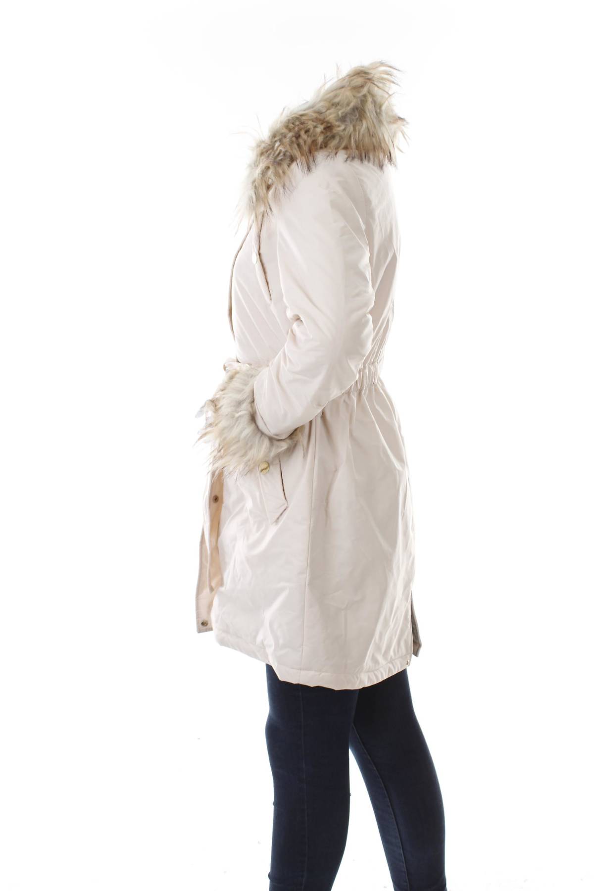 Γυναικείο μπουφάν Guess By Marciano3