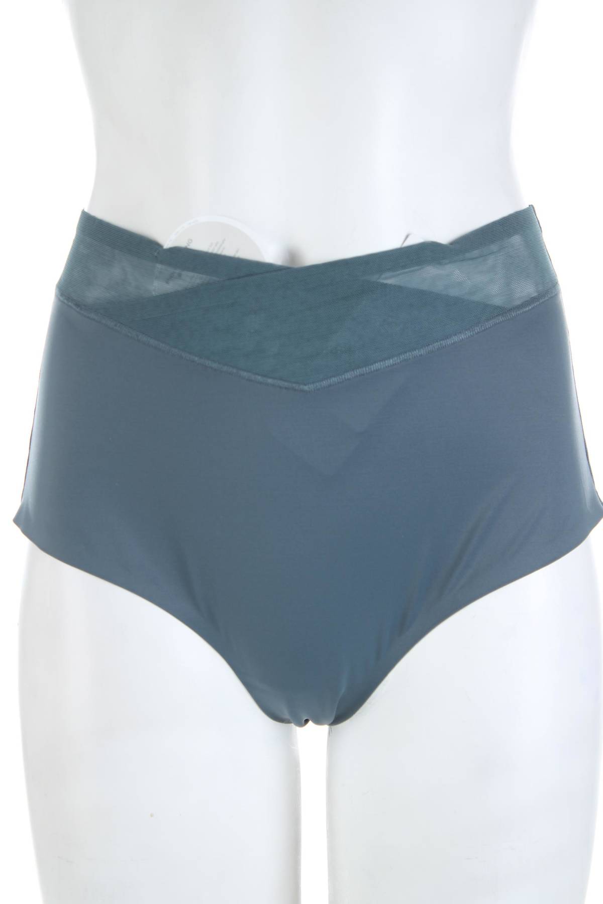 Стягащо бельо Triumph1 - Contour.bg Стягащо бельо Triumph1