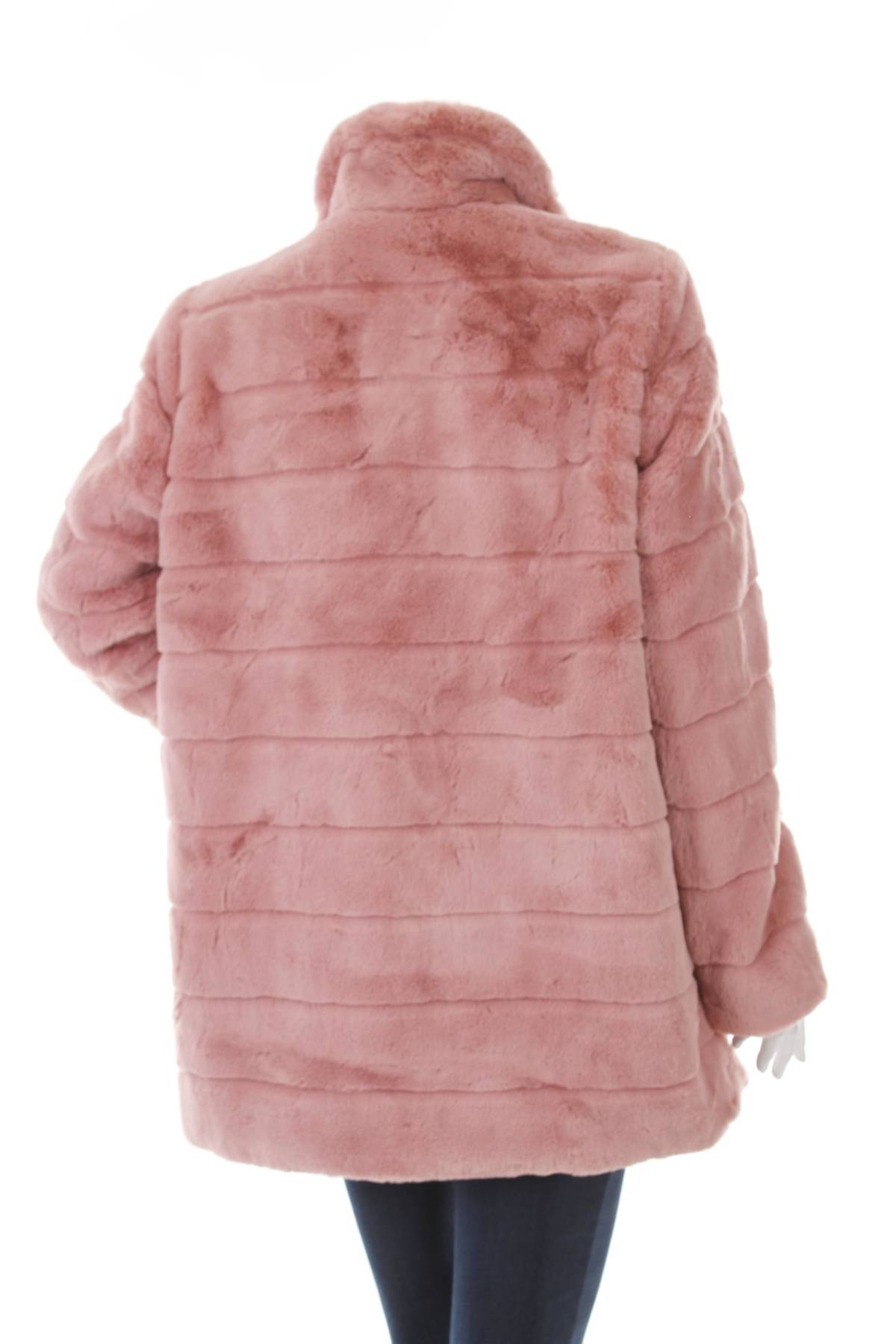 Дамско палто Guess2 - Contour.bg Дамско палто Guess2