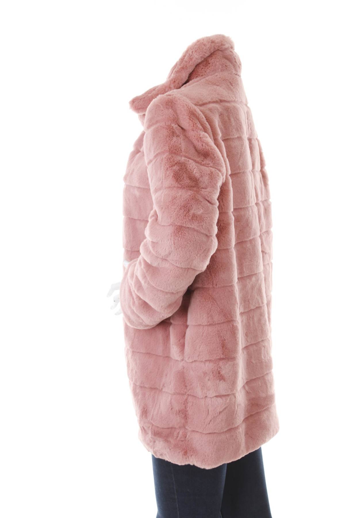 Дамско палто Guess3 - Contour.bg Дамско палто Guess3