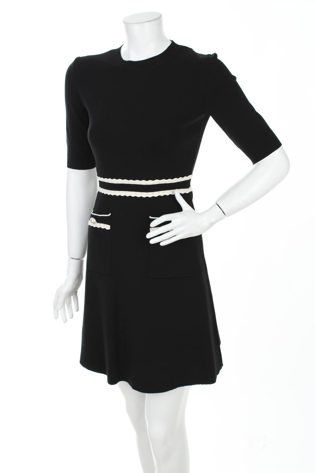 Рокля Selected1