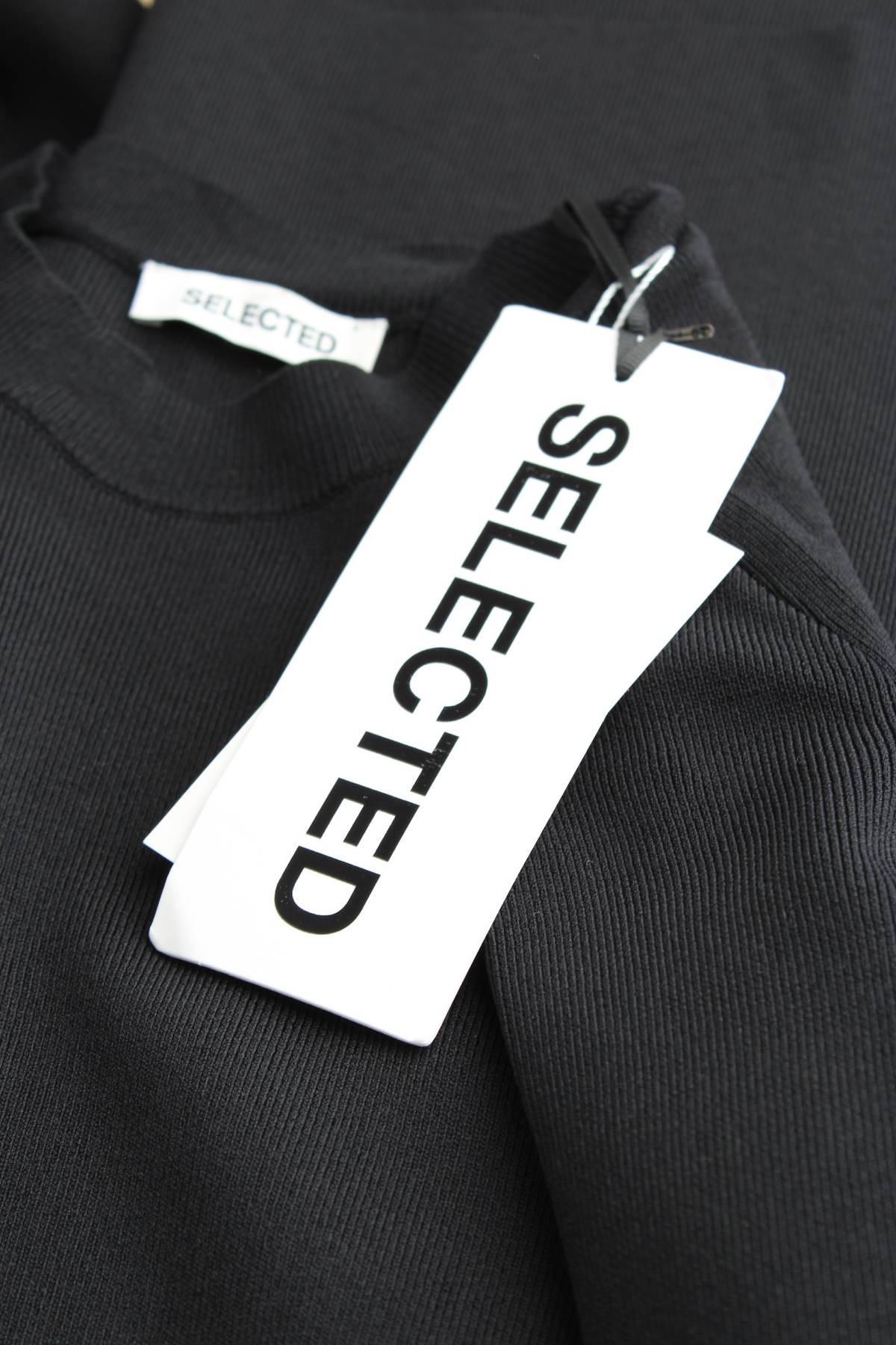 Рокля Selected3