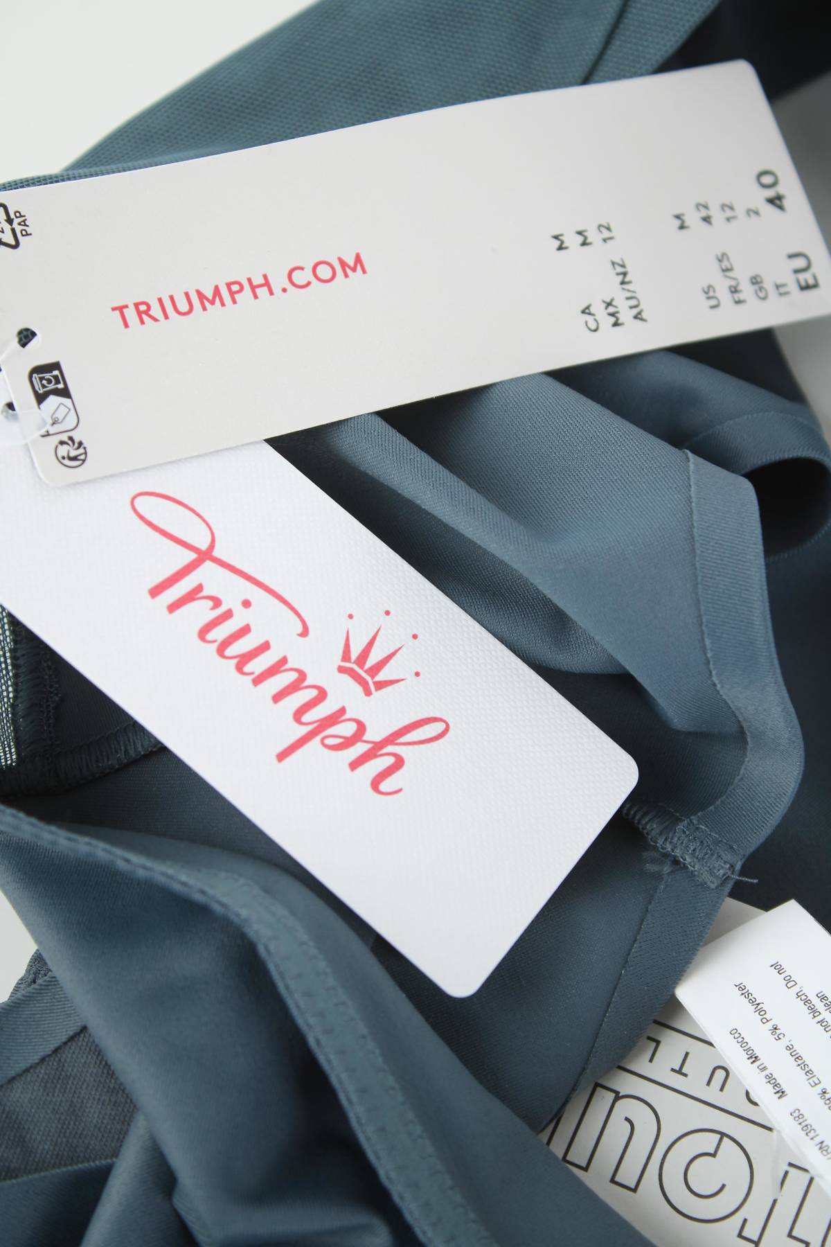 Εσώρουχα σύσφιξης Triumph3